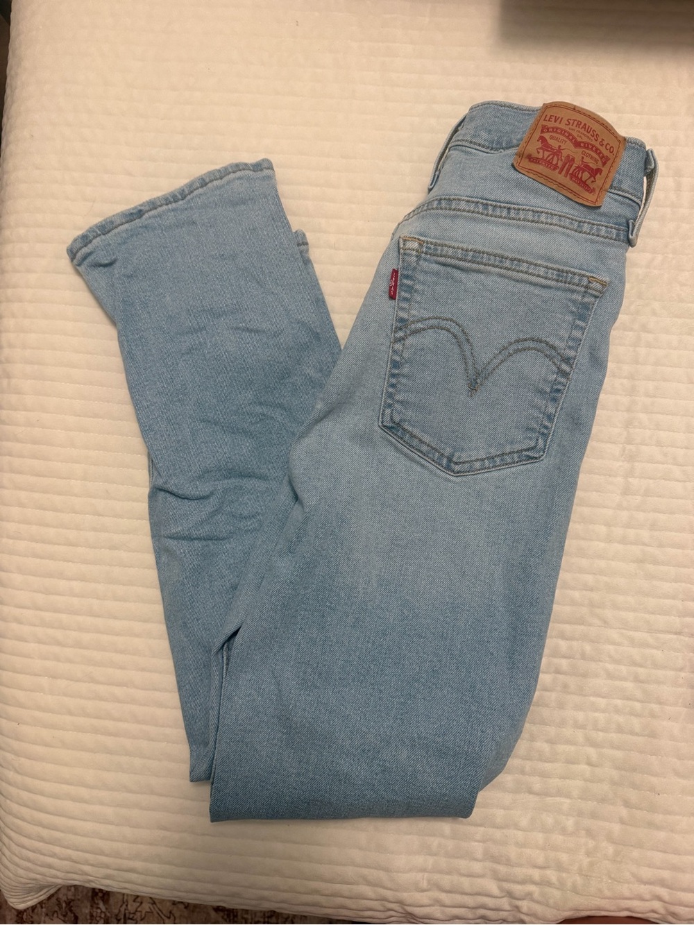 Levi's Women's Light Wash Straight Leg Jeans